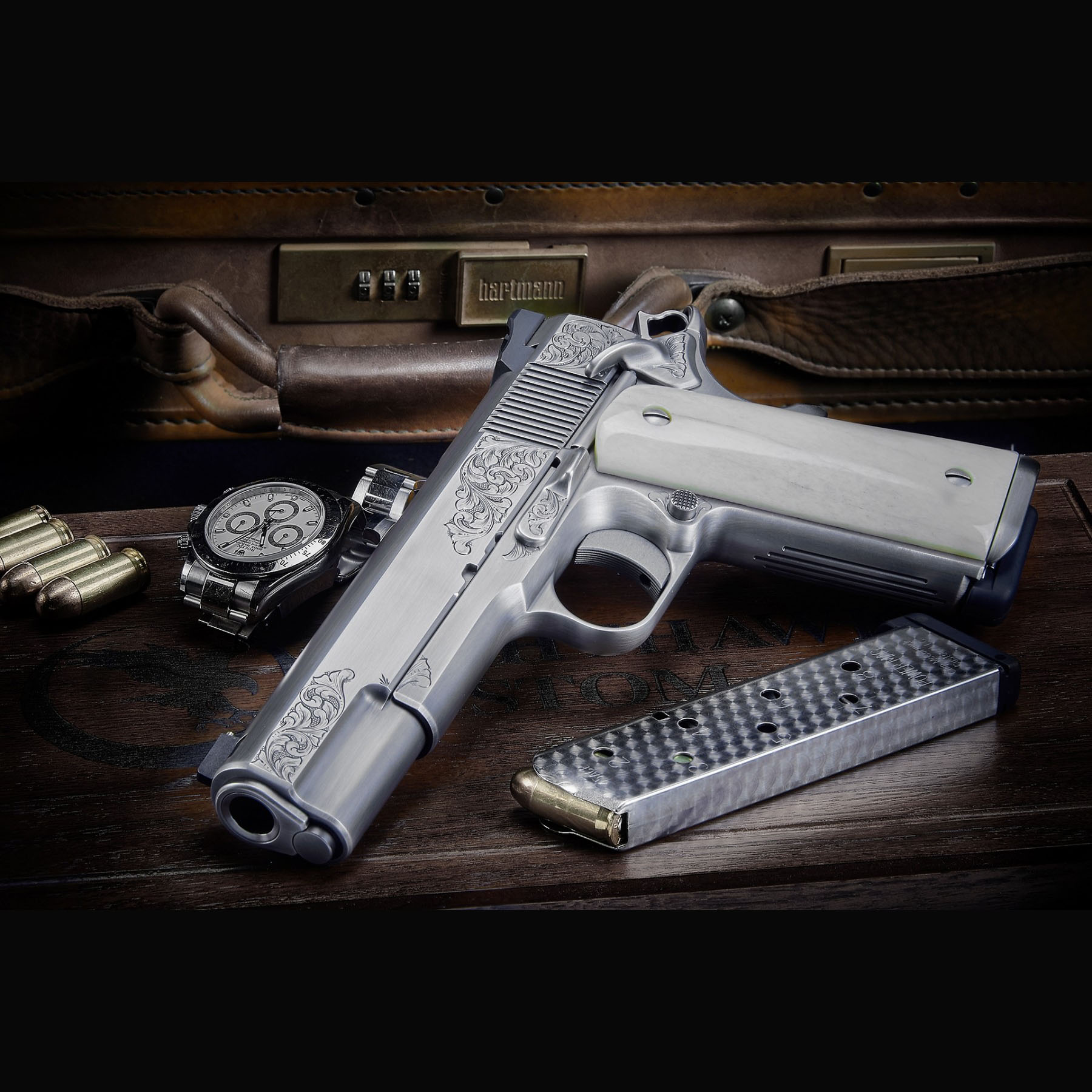 Nighthawk%20Custom%20VIP%20pistol%20zbrane.jpg